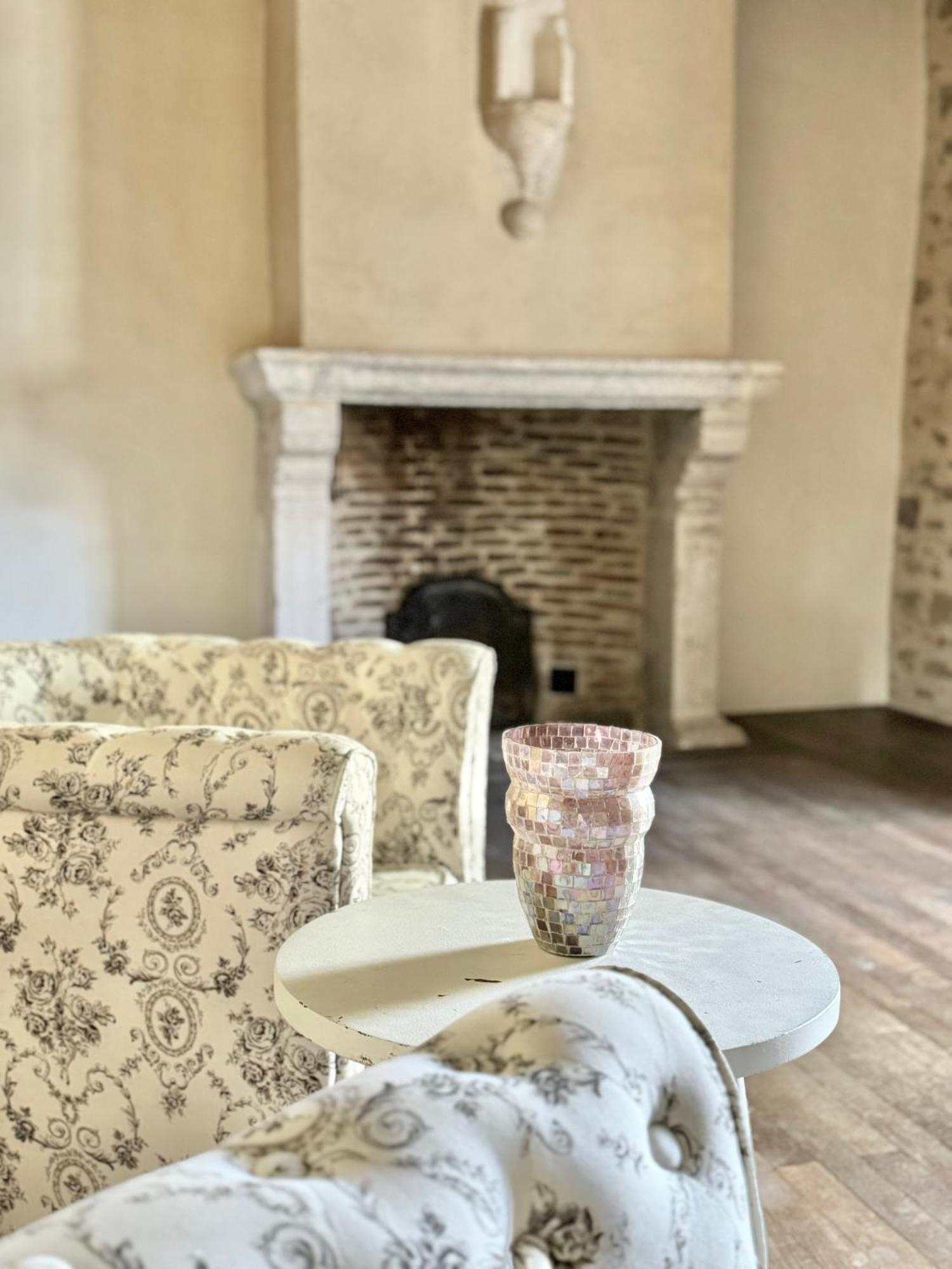 Manoir Medieval Art Deco - Logis Des 3 Artistes セーヴルモン エクステリア 写真