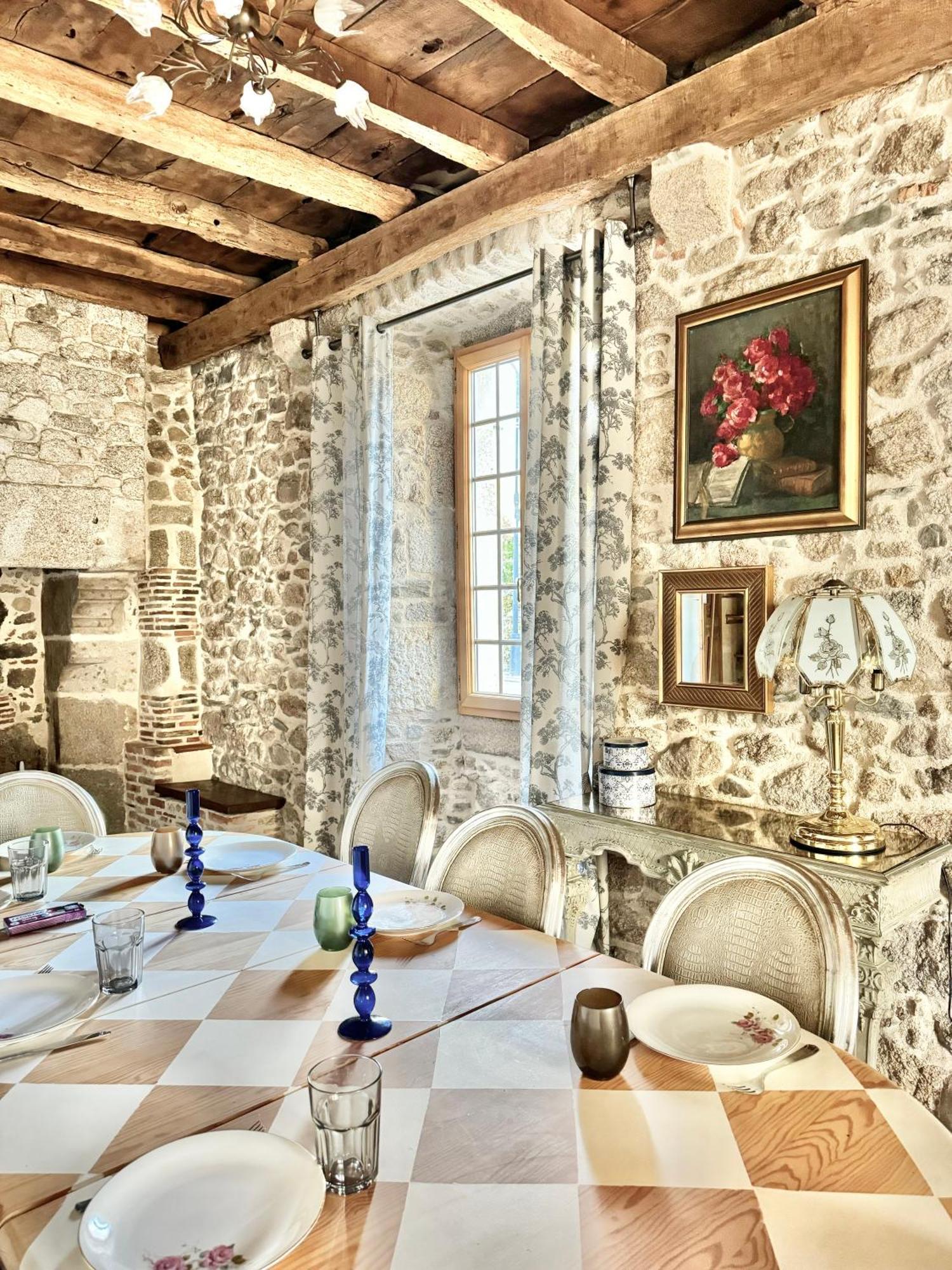 Manoir Medieval Art Deco - Logis Des 3 Artistes セーヴルモン エクステリア 写真