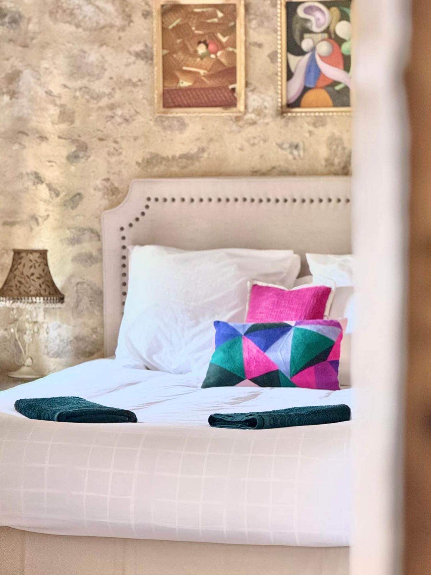 Manoir Medieval Art Deco - Logis Des 3 Artistes セーヴルモン エクステリア 写真