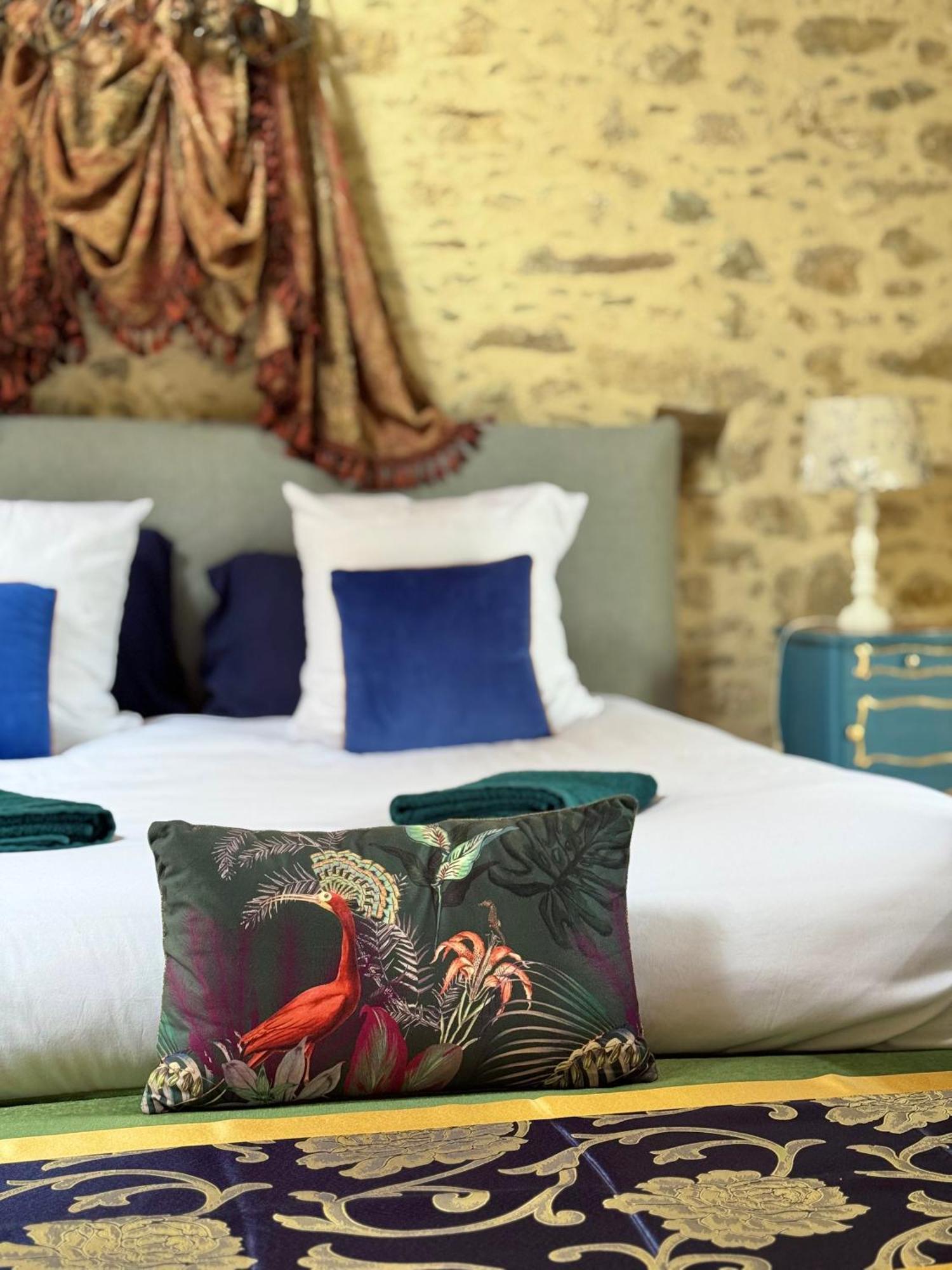 Manoir Medieval Art Deco - Logis Des 3 Artistes セーヴルモン エクステリア 写真